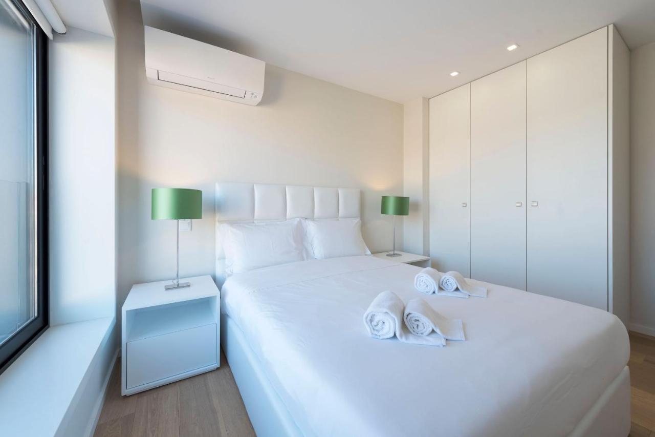 Lovelystay - Trindade Cozy Apartment Porto Exterior foto